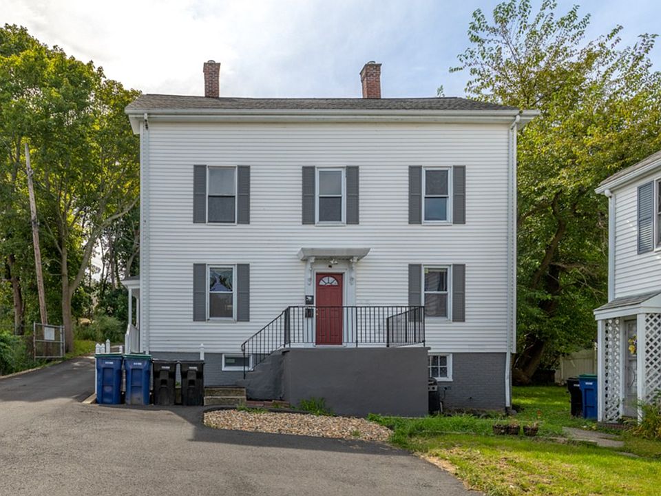 1st image of 121 Boston St #2