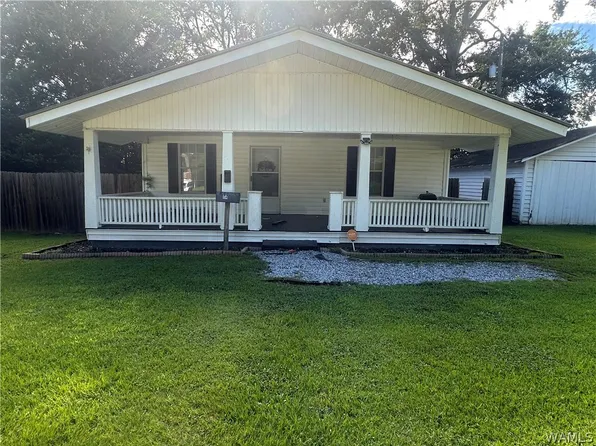 114 3rd Ave NW, Fayette, AL 35555