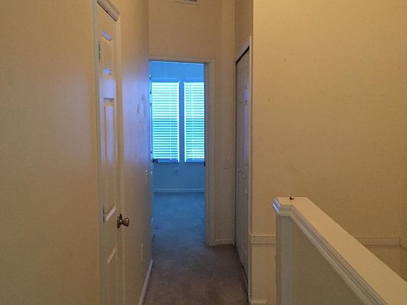 5th image of 906 Vineland Pl
