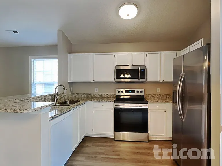 11608 Stewarts Crossing Dr — Photo 5
