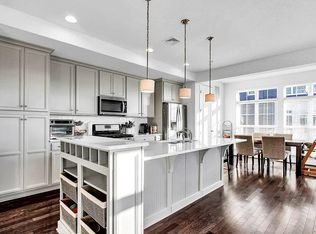810 Mayer Pl, Lancaster, PA 17601