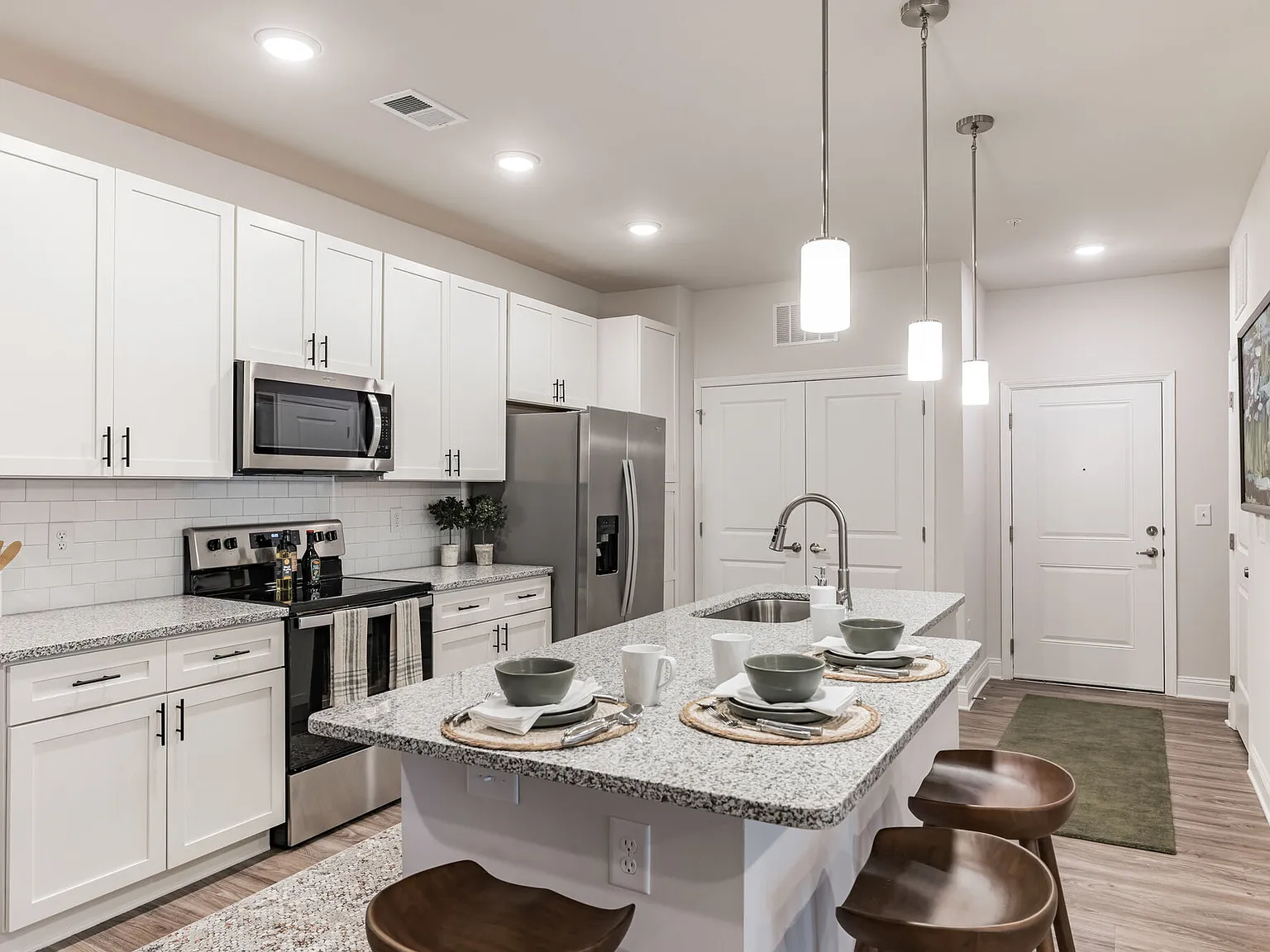 The Standard at Pinestone — Photo 1