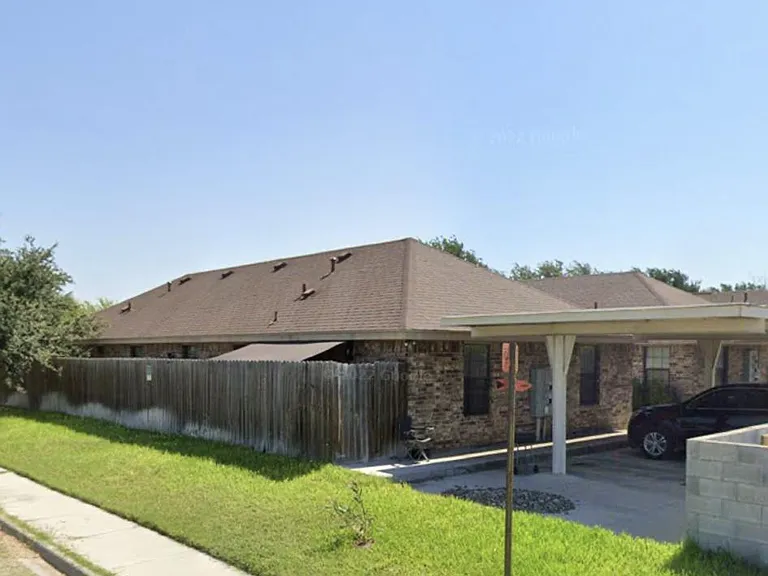 2420 Moonlight Ln — Photo 12