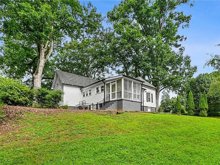 5383 Tilly Mill Rd — Photo 31