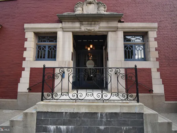 252 Spring Garden St, Easton, PA 18042