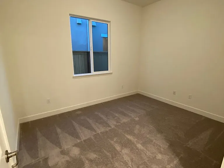 4989 Gold Rush Dr — Photo 17