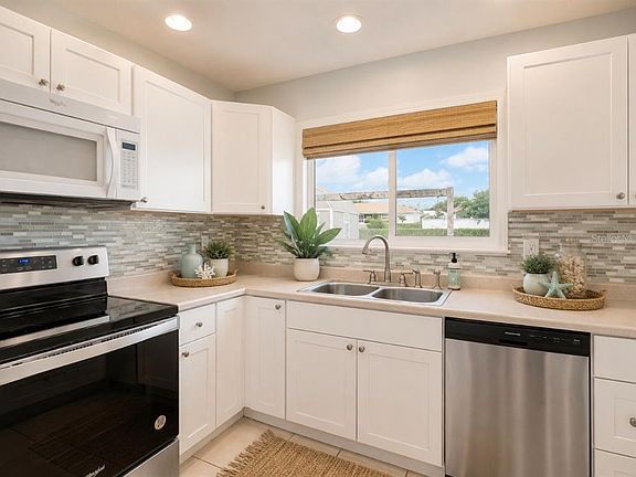 5th image of 2755 GREENDALE ROAD