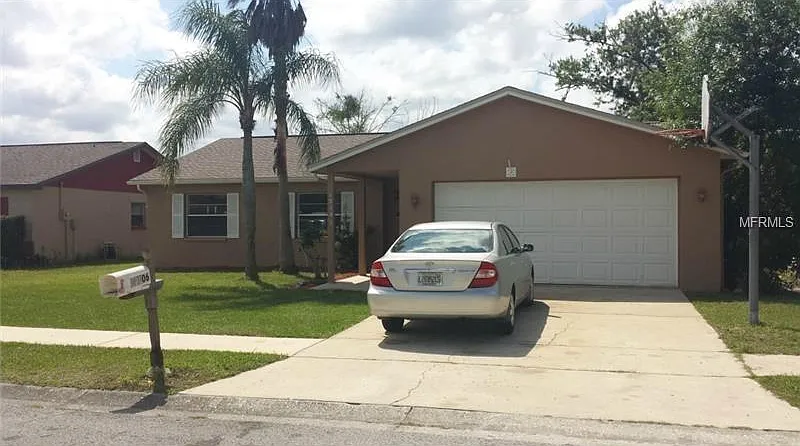 12106 Country Cove Avenue — Photo 1