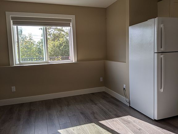 3rd image of 10166 Jackson Rd