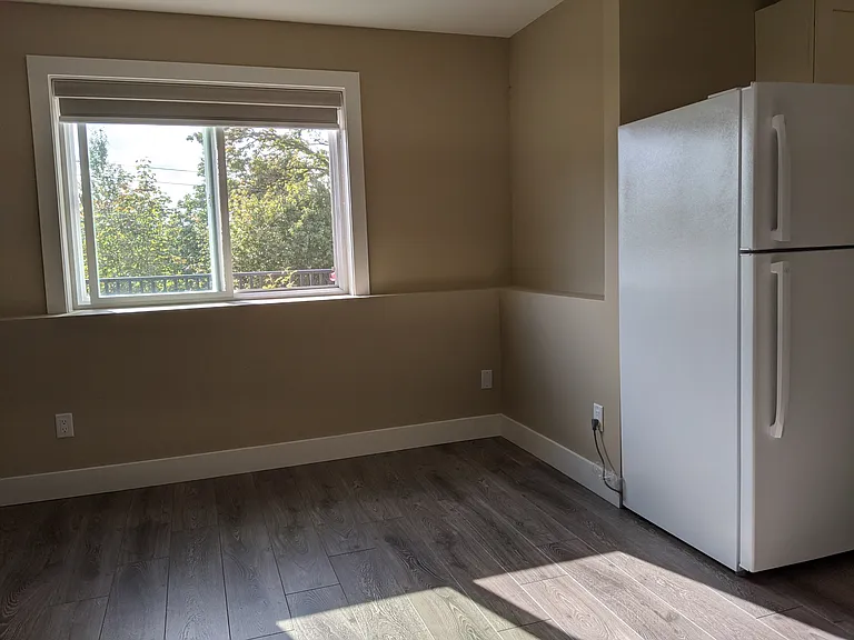 10166 Jackson Rd — Photo 3