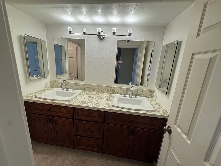 3450 Rancho Diego Cir — Photo 42