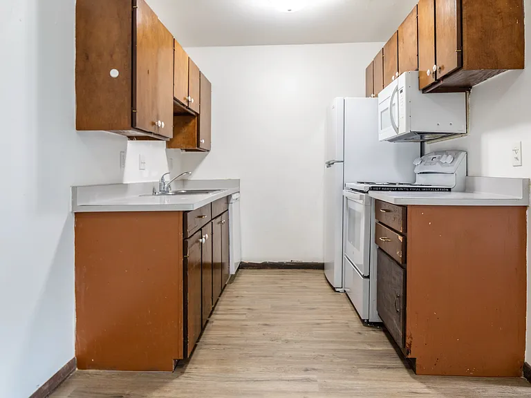 2505 Monterey Dr #2 — Photo 4