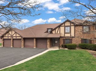 1755 Plymouth Ct APT D, Wheaton, IL 60189