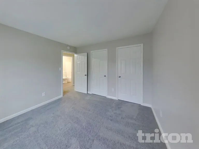 3247 Creekshore Dr — Photo 12
