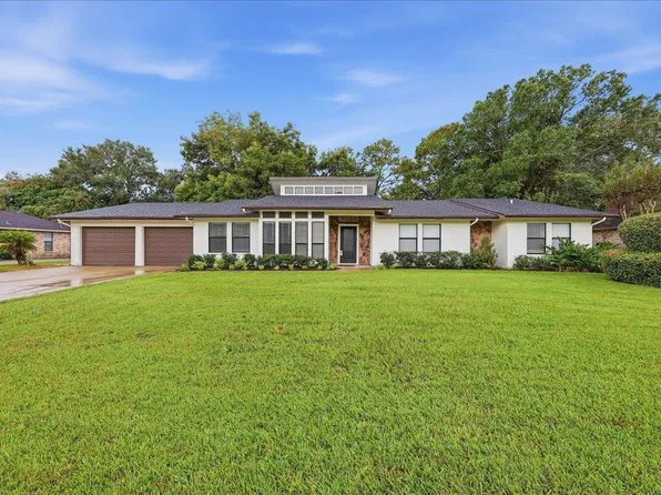 4725 Bolivar St, Beaumont, TX 77707