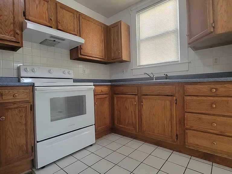 219 Beechwood Ave — Photo 8