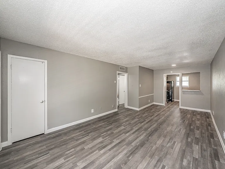 Chapel Creek Apartments — Photo 64