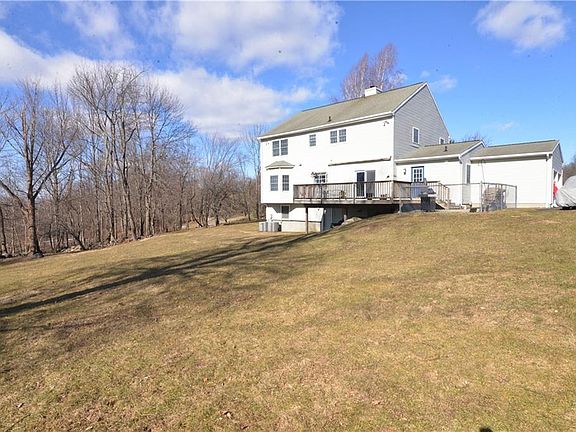 4th image of 9 Coventry Ln