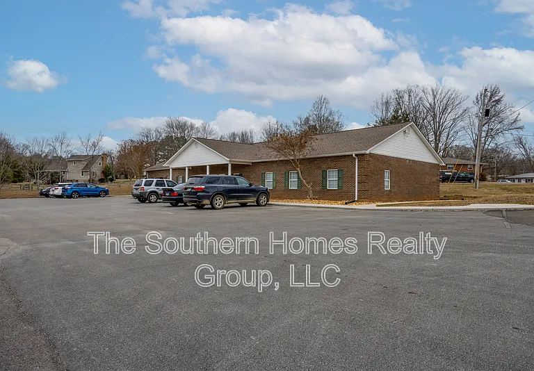 305 Grady Rd #1 — Photo 1