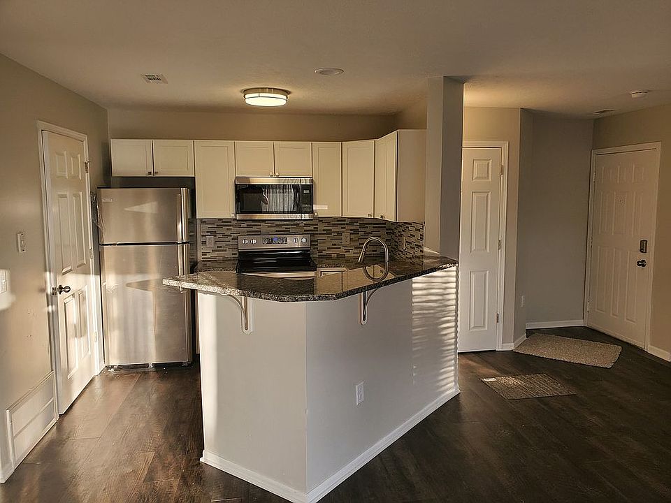 1st image of 1465 Buckingham Gate Blvd Unit A