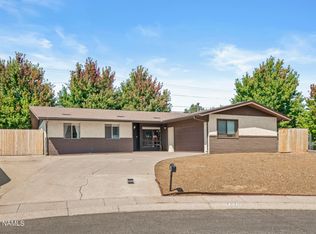 4820 E Warrior Dr, Flagstaff, AZ 86004
