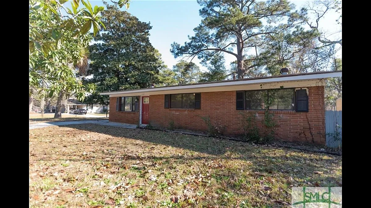 Building Photo - 401 Valentine Dr