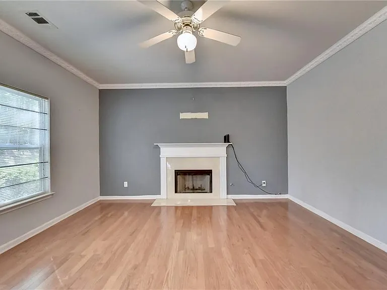 5064 Michael Jay St — Photo 3
