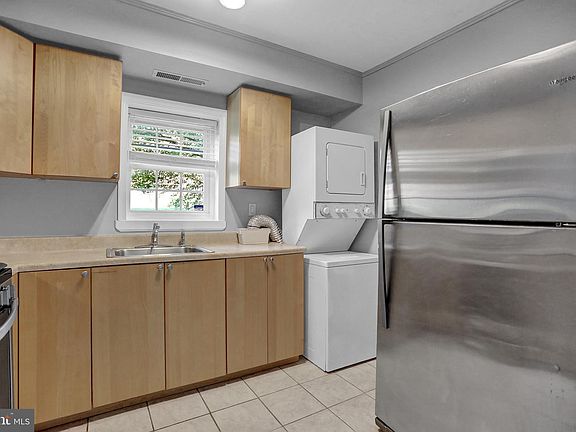 5th image of 12010 Tarragon Rd APT B