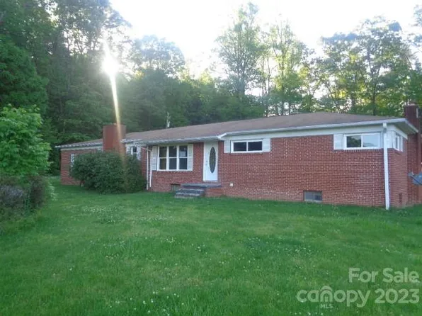 60 Laurel Ridge Dr, Old Fort, NC 28762