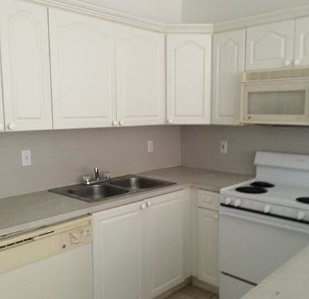 5th image of 7470 NW 176th St #7470