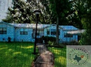 301 Peach St, Mineral Springs, AR 71851