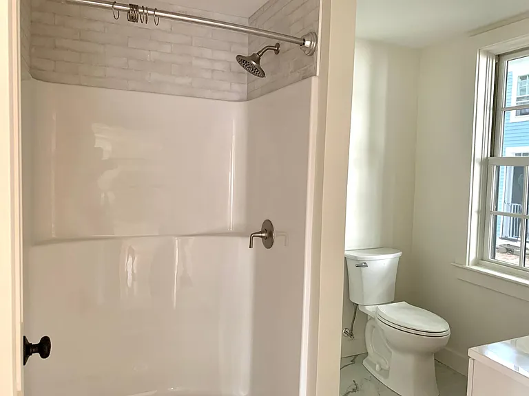 50 Cornwall St #2 — Photo 14