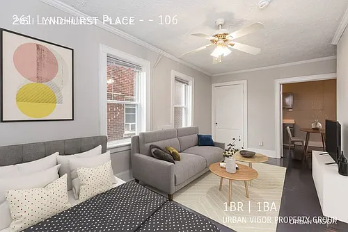 261 Lyndhurst Pl Photo 1