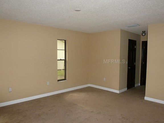4th image of 4153 Chisholm Dr