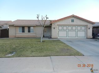 662 Baywood St, Imperial, CA 92251