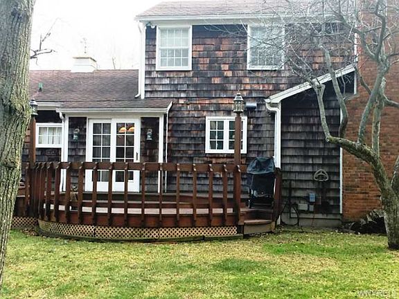 2nd image of 120 Woodshire S