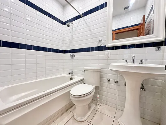 Rented by Compass | media 4