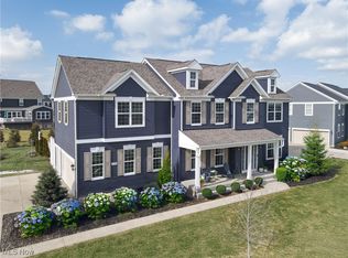 6390 Ridgeline Dr, Hudson, OH 44236