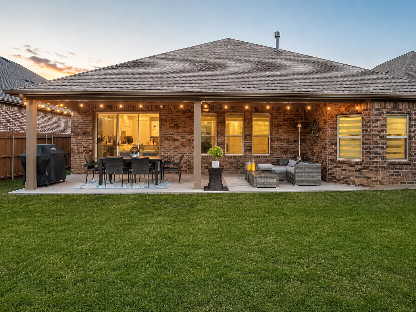 4 bed, 3.5 bath, 3282 sqft, $3,895 — Photo 3
