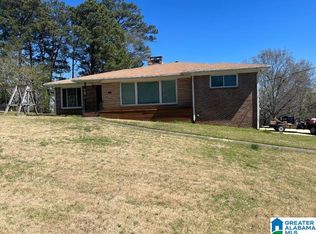 1609 Faircrest Dr, Hueytown, AL 35023