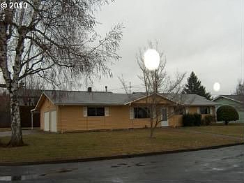 1st image of 2914 NE 47th St