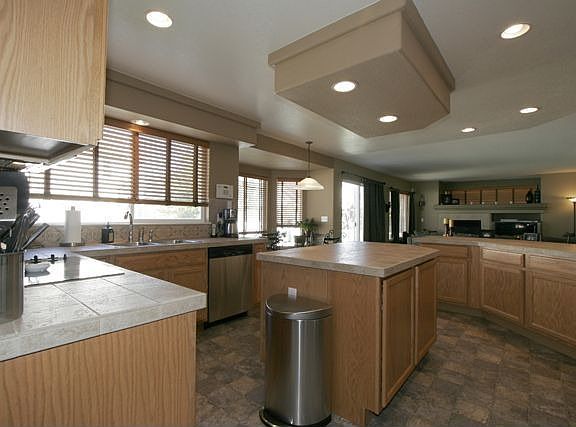 Gourmet Kitchen