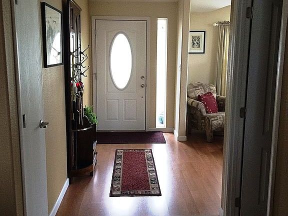 Entry way