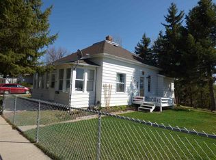 804 Lawrence St, Belle Fourche, SD 57717