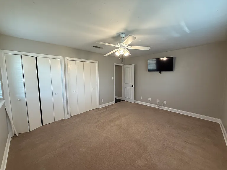 105 Acker St — Photo 17