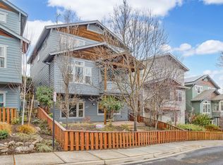 493 Park Ridge Pl, Ashland, OR 97520