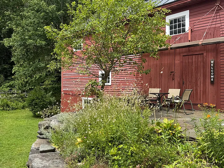 41 West St — Photo 11
