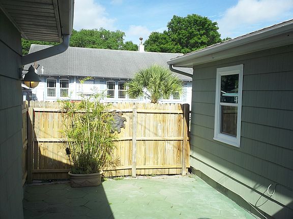 3rd image of 1044 34th Ave N