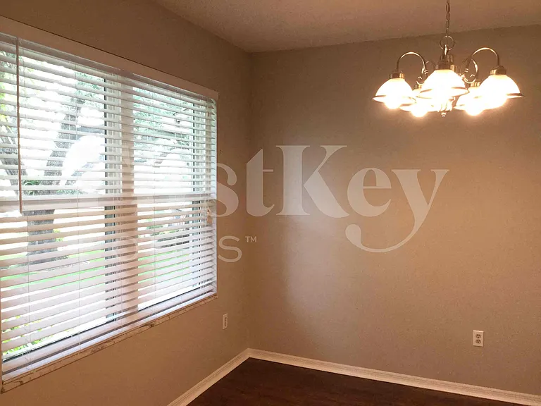 4514 Glen Eden — Photo 4
