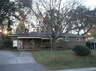 1208 Redeemer Dr, Hanahan, SC 29410